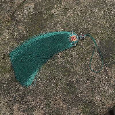 Handmade Two-Color Rayon Tassel: Antique Decor Pendant (16.5cm)