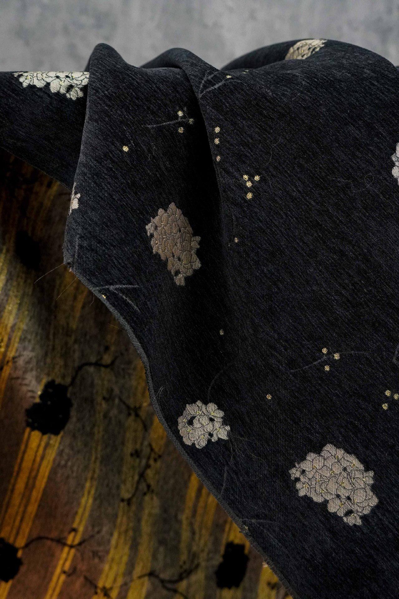 Retro Floral Chenille Jacquard Upholstery Fabric - Gold Thread, 60" Wide