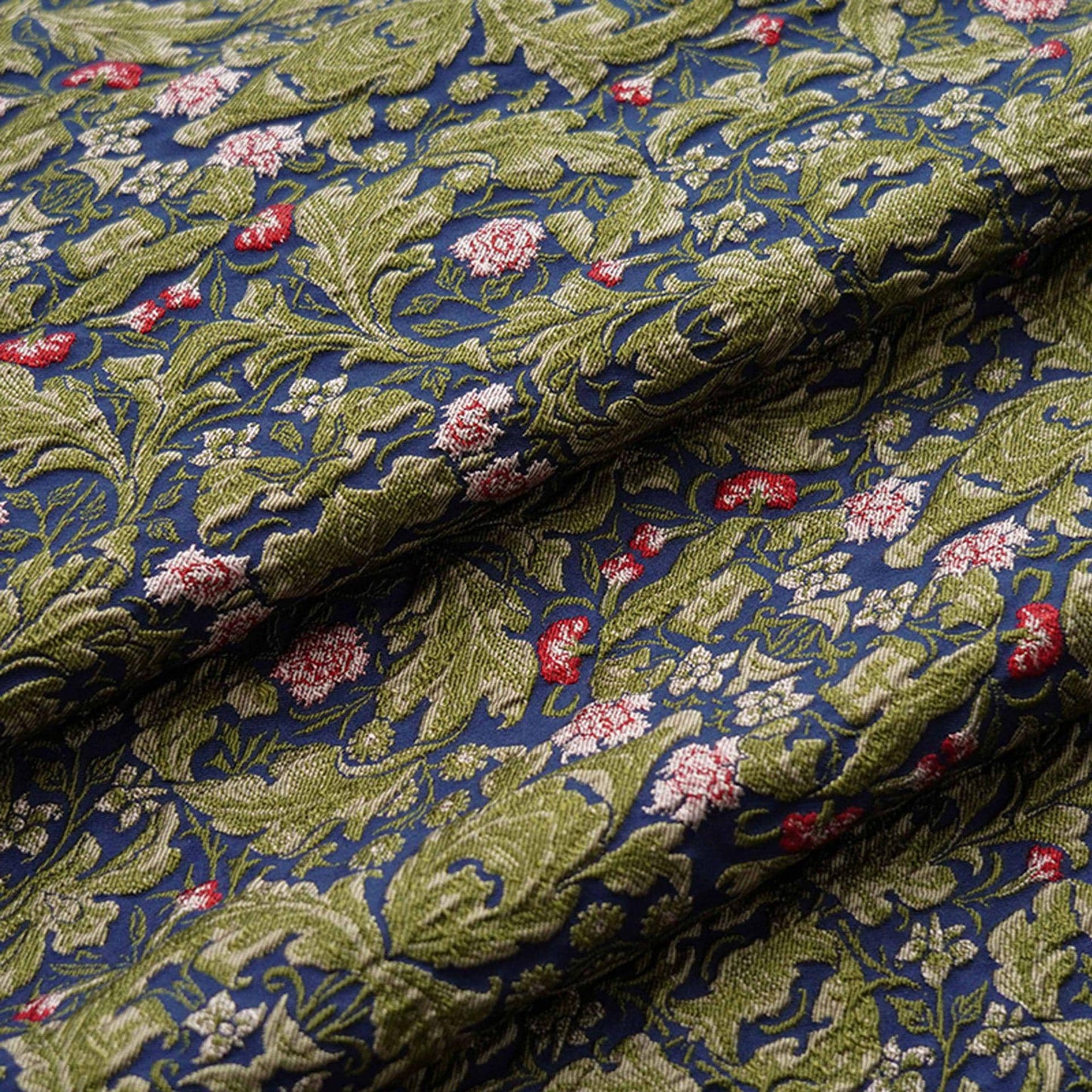 Tissu d'ameublement jacquard à motifs floraux : style victorien-édouardien, 140 cm de large