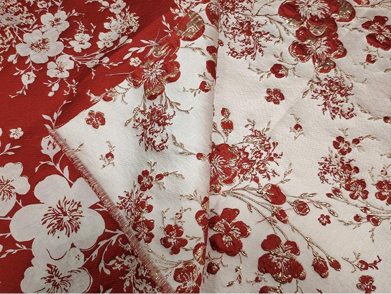 Gold Thread Floral Jacquard Fabric: 3D Oil Painting Texture, 55" Wide