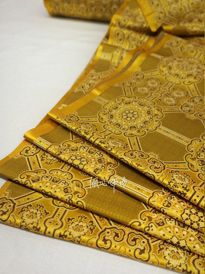 Auspicious Baoxiang Flower Brocade Fabric: Tibetan Robes & Shrines (29.5"W)