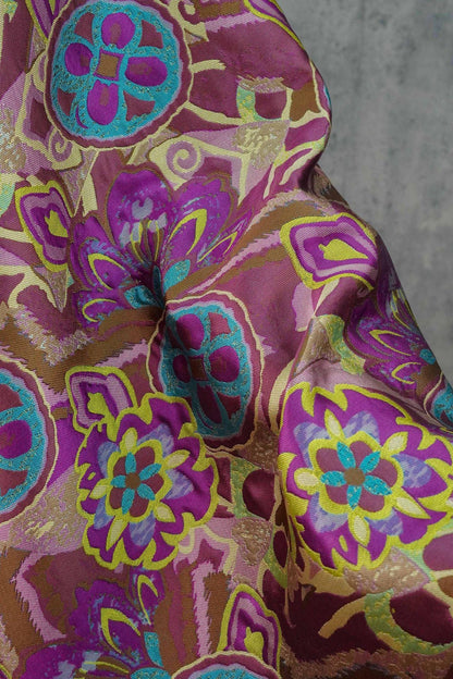 Tissu jacquard gaufré : brocart floral géométrique abstrait, 150 cm de large