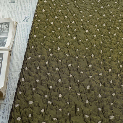 Tissu brocart jacquard floral vintage en relief 3D - 140 cm de large