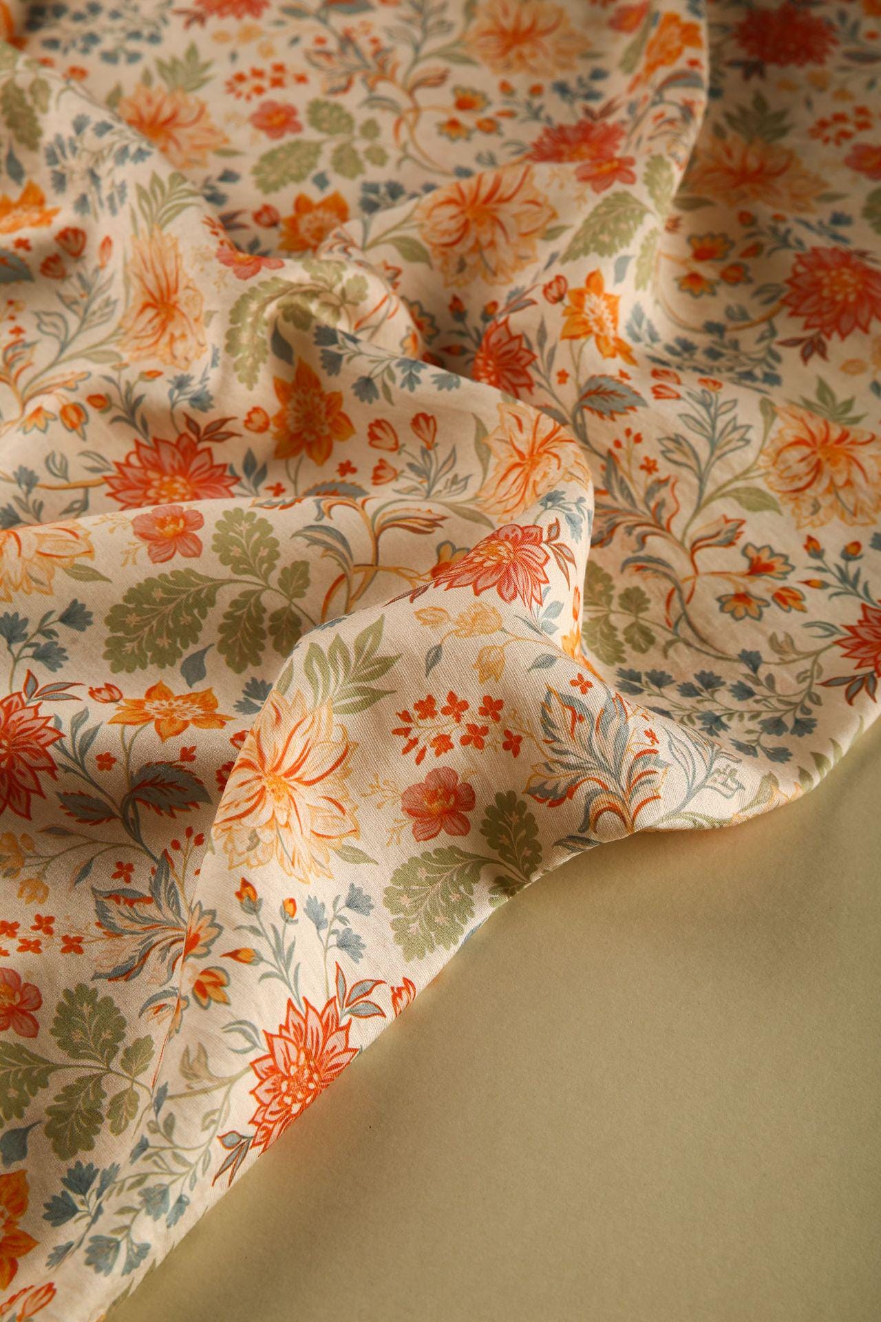 Tissu Tencel Ramie à motifs floraux : Matière première pour robes, châles et décorations - Vendu au mètre