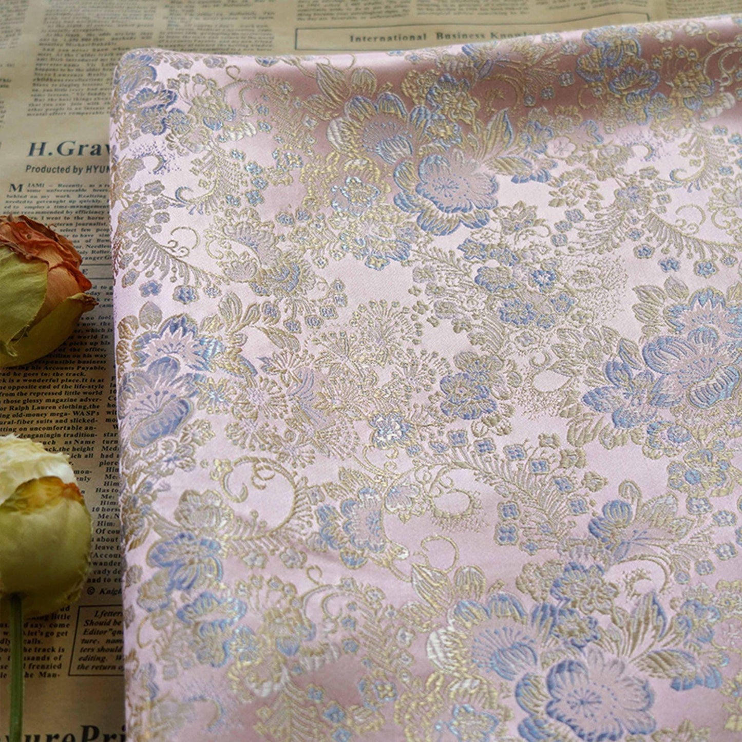 Light Pink Floral Damask Brocade Fabric: 59���W Sewing Ma