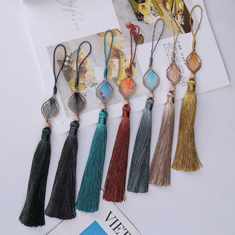 Rayon Tassel with Antique Style Charm: DIY Sewing & Decor