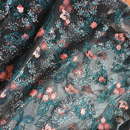 Tissu en dentelle brodée de fleurs de cerisier ��� Nylon floral Me' Large