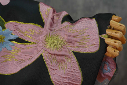 Tissu brocart floral à fils d'or : Robe élégante, ameublement et décoration d'intérieur