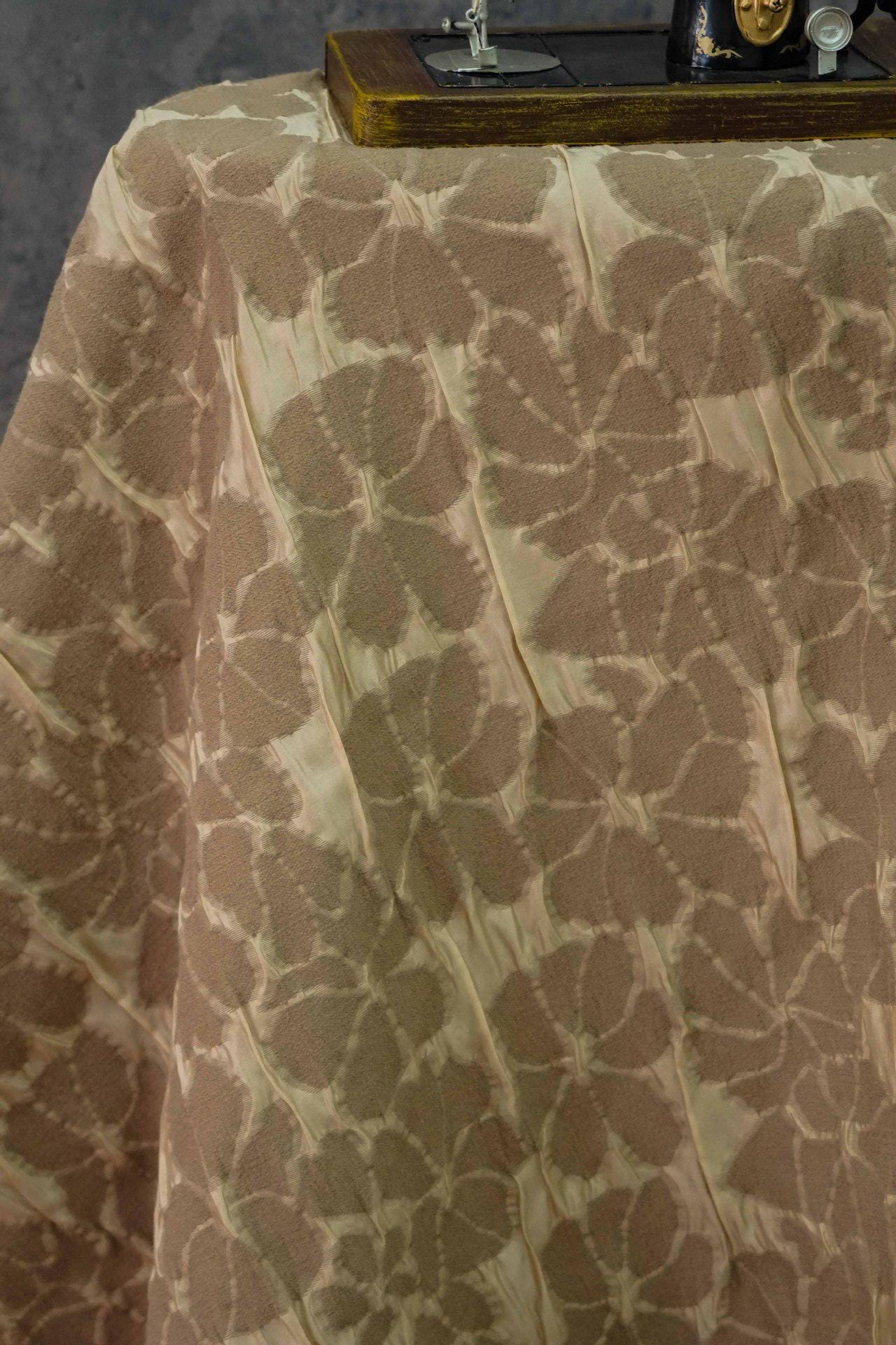 Tissu jacquard marron vintage : ameublement 3D, création de costumes (53 po de largeur)
