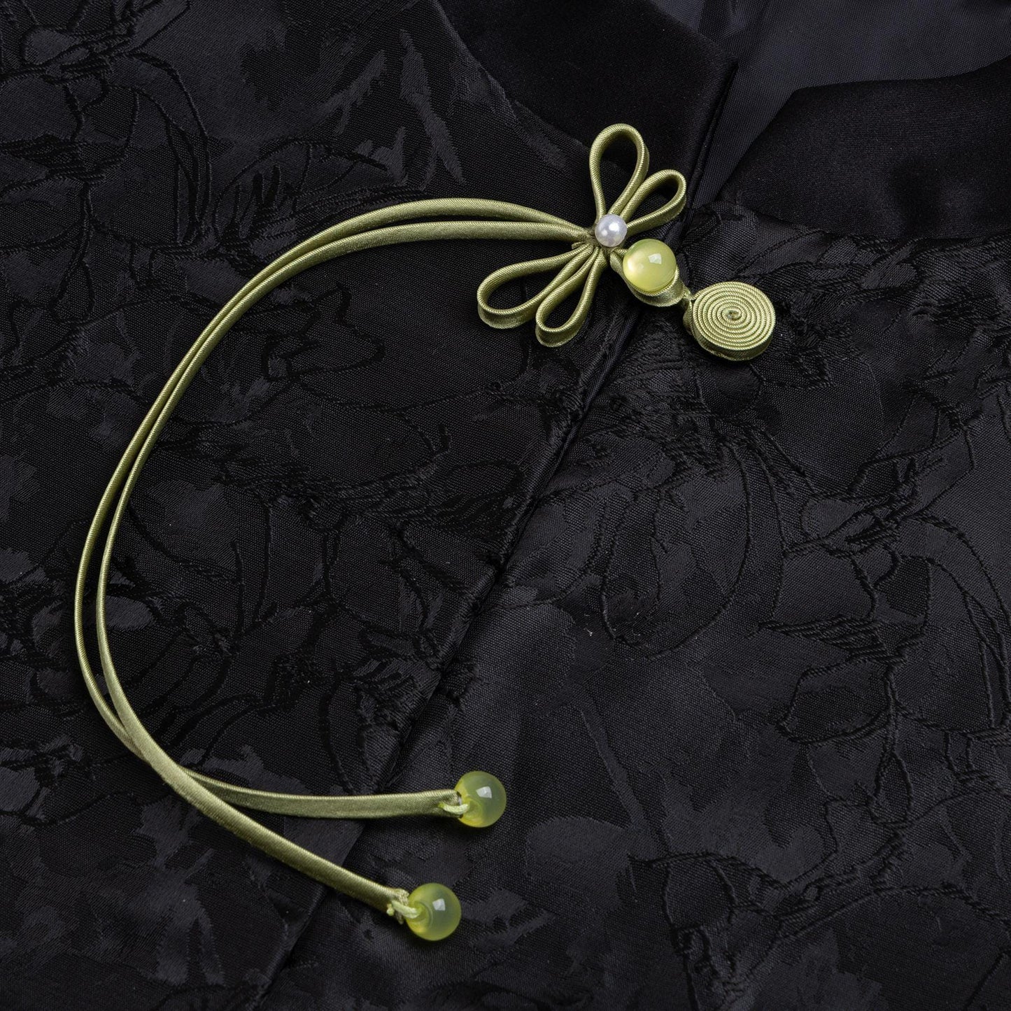 Handmade Chinese Knot Frog Closures: Satin Cheongsam Buttons