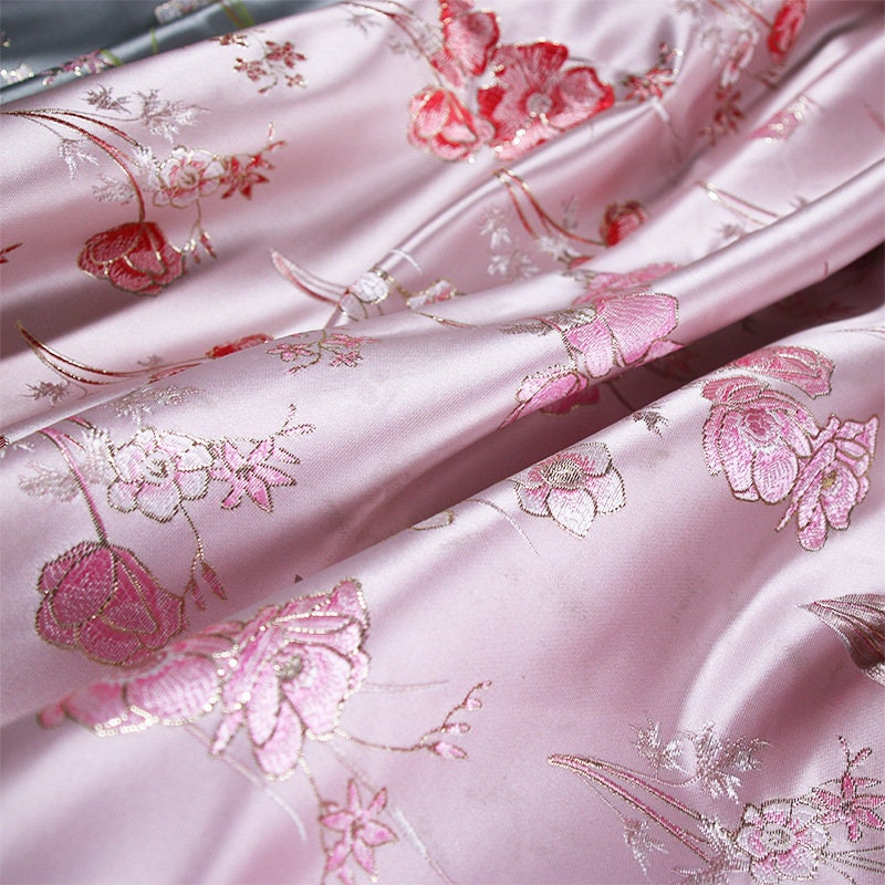 Floral Jacquard Silk Brocade Fabric - Pink Flower Damask (57"W)