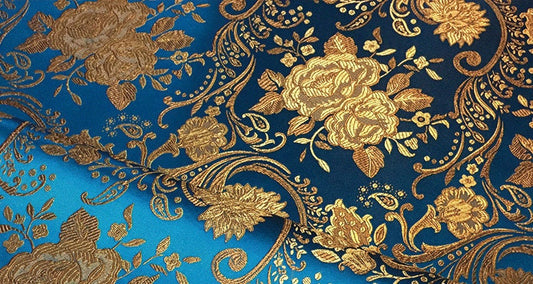 Tissu brocart à motifs floraux : Jacquard de soie et rayonne style palais rétro