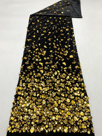 Tissu velours à sequins et perles : broderie dégradée, 124 cm de large