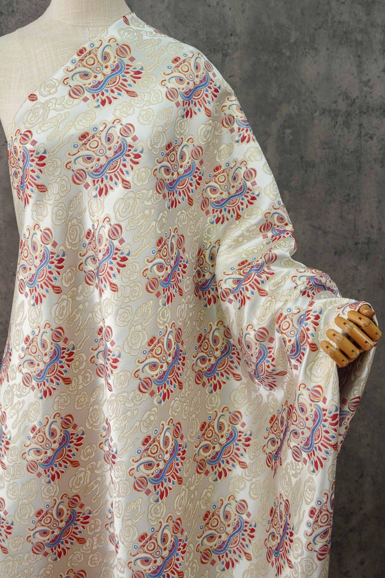 Song Brocade Fabric: Baoxiang Gold Thread Jacquard - Emperor Robe Style