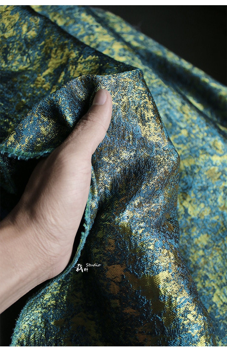 Tissu jacquard bleu paon galaxie : ameublement, costumes, décoration - 160 cm de large