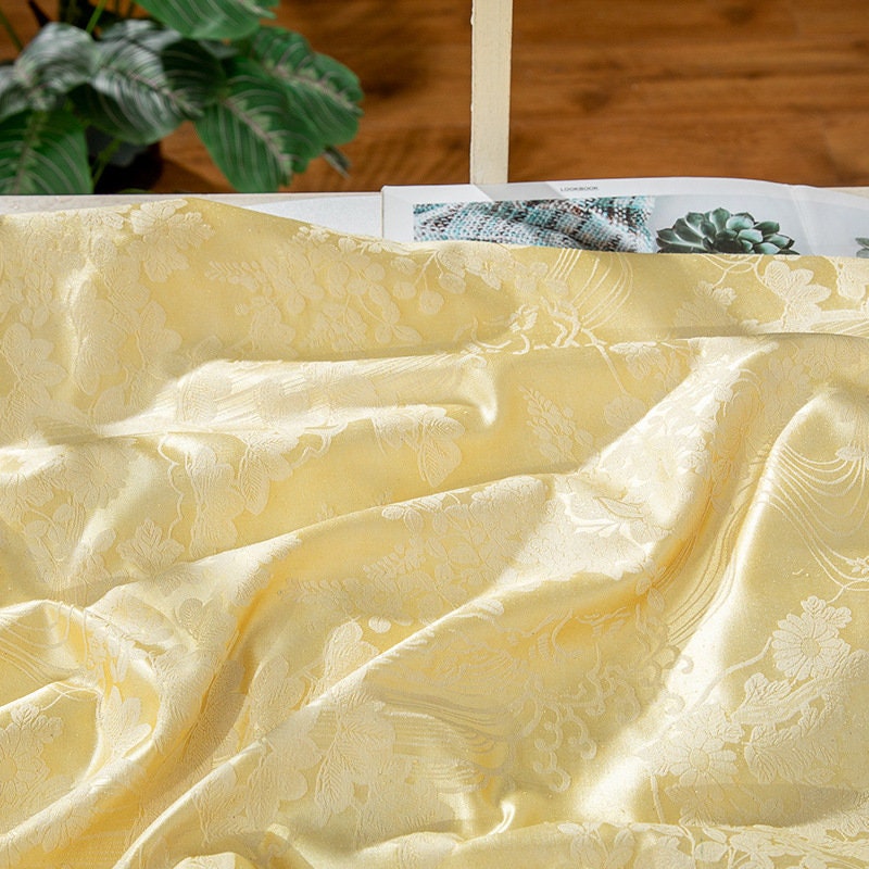 50 Momme Silk Damask Fabric: Handwoven Jacquard (59" Wide)