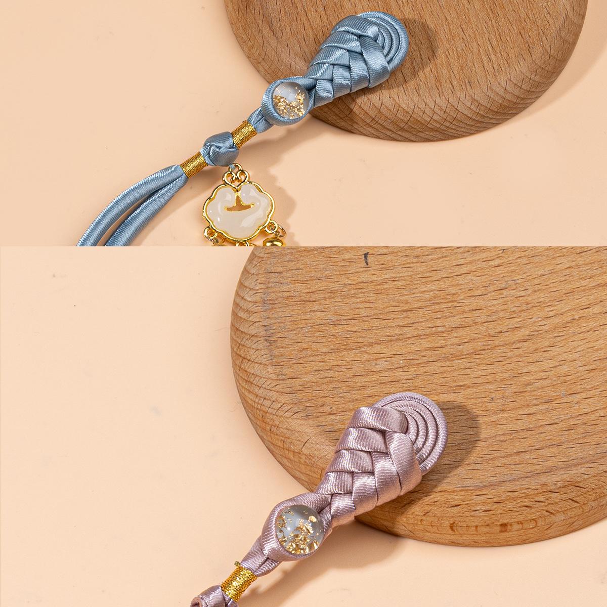 Handmade Chinese Knot Buttons: Satin Cheongsam Frog Closures