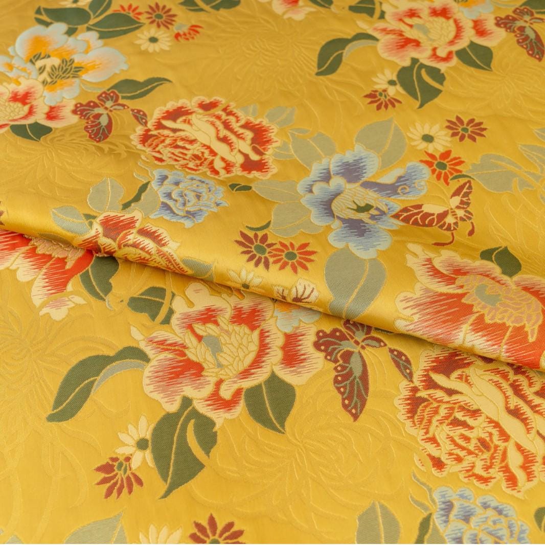 Tissu brocart pivoine : 140 cm de large. Fournitures pour textiles, kimonos et rideaux en rayonne de luxe.