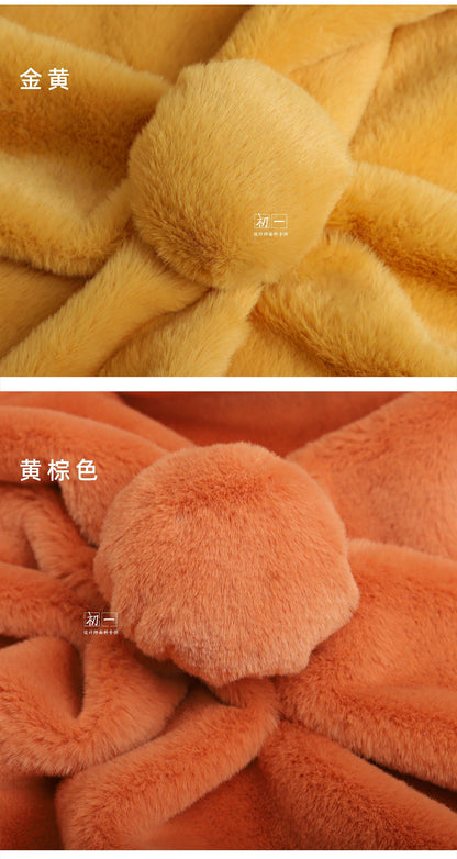 Faux Rex Rabbit Fur Fabric: Plush Polyester Material, 20"W