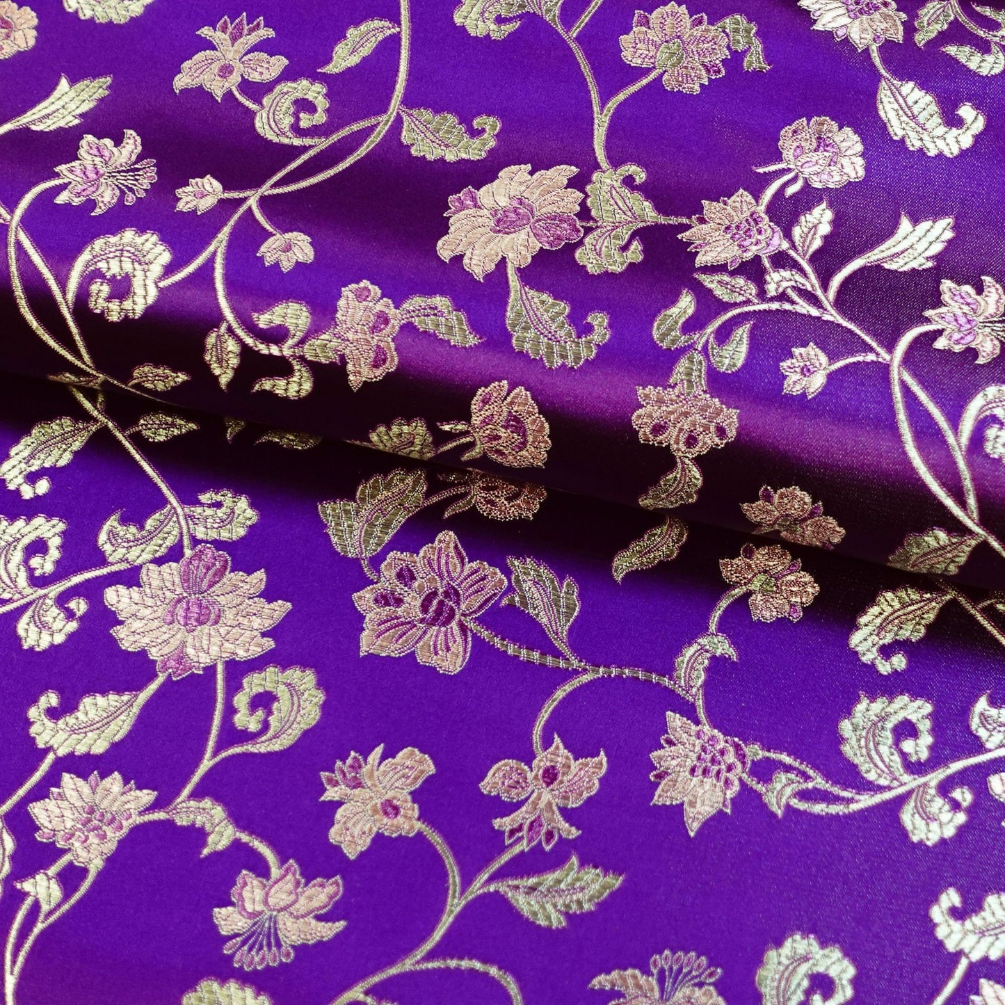 Floral Brocade Fabric: 45" Wide Rayon Nylon Blend