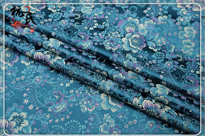 Tissu brocart jacquard damassé à motifs floraux : mélange de soie et de rayonne