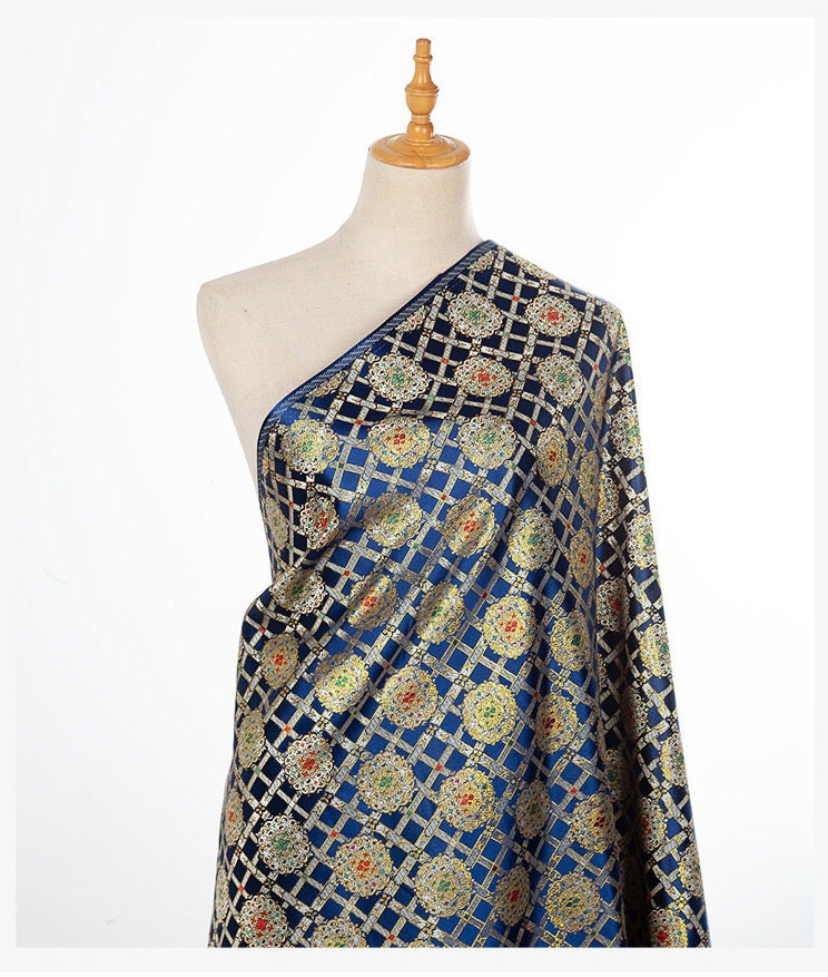Tissu brocart jacquard Nishijin : mélange de soie pour kimono japonais (largeur : 150 cm)