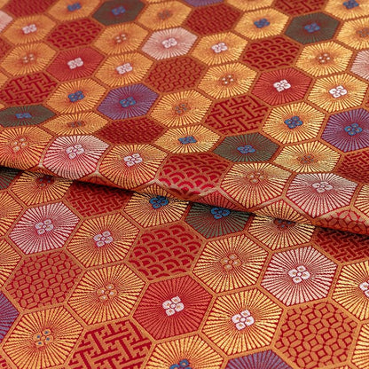 Tissu brocart japonais Nishijin : Damas de soie jacquard or à motif écaille de tortue