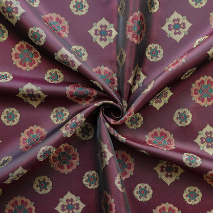 Tissu jacquard à motif de fleurs de pipa orientales avec accents dorés ��� Brocart de luxe Large