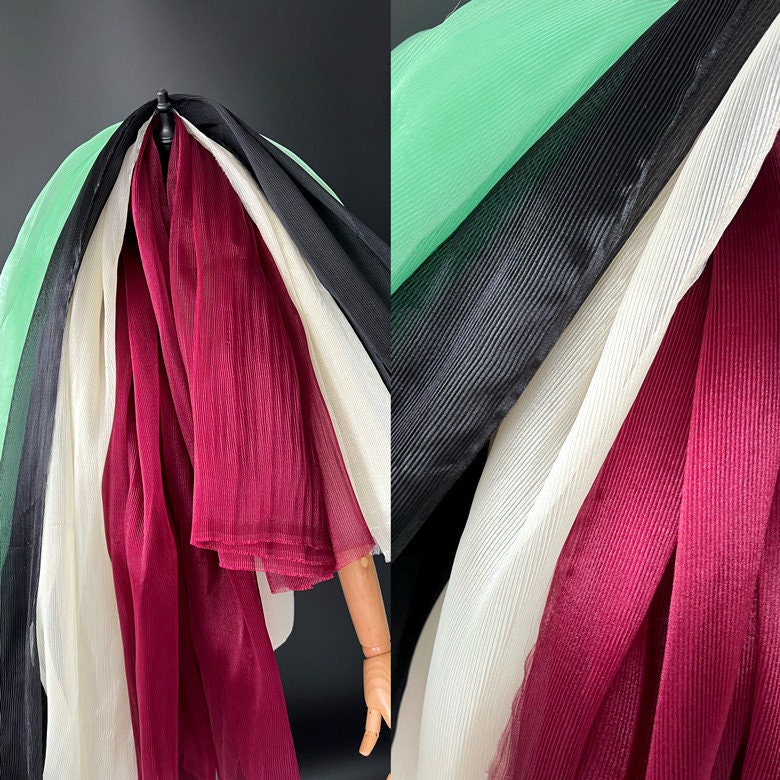 Crinkle Organza Fabric: 55" Wide Stiff Pleated Texture