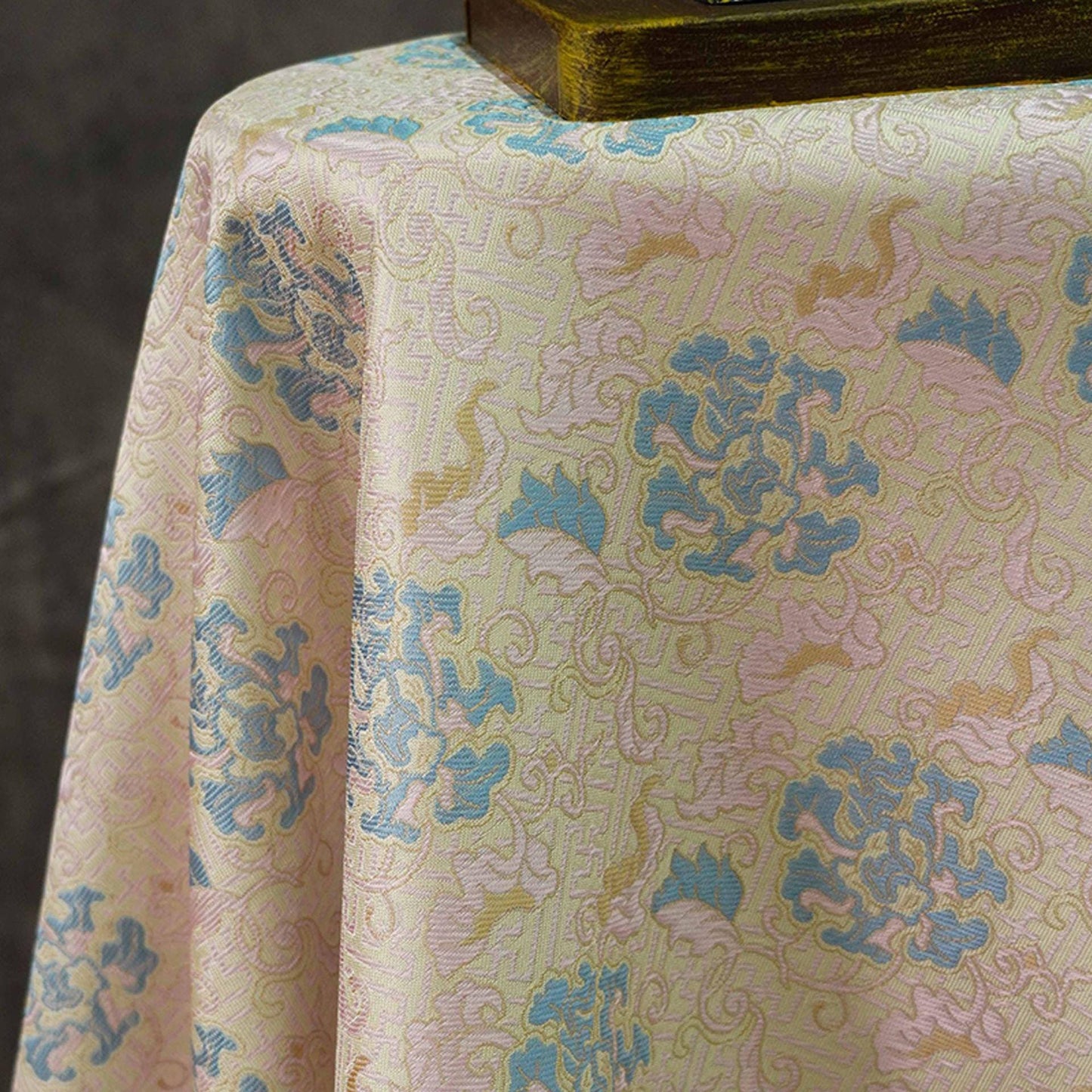 Tissu brocart à motif pivoine : 55 pouces, style tibétain impérial