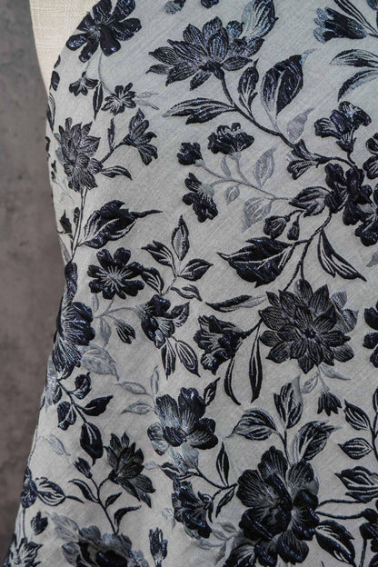Tissu jacquard européen à motif floral en relief et fil doré - Texture luxueuse pour matelassage, ameublement, couture, décoration intérieure - Large
