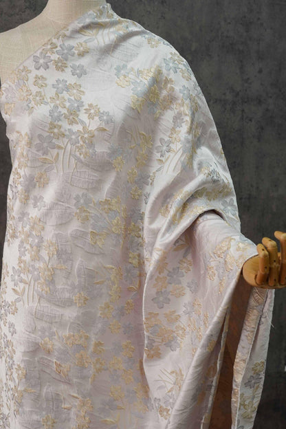 Gold Thread Floral Jacquard Fabric: 3D Foil Texture (63"W)