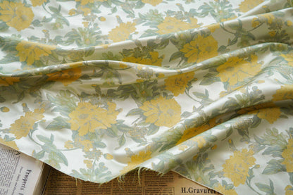 Floral Jacquard Brocade Fabric: 56"W Rayon Cheongsam Qipao Material