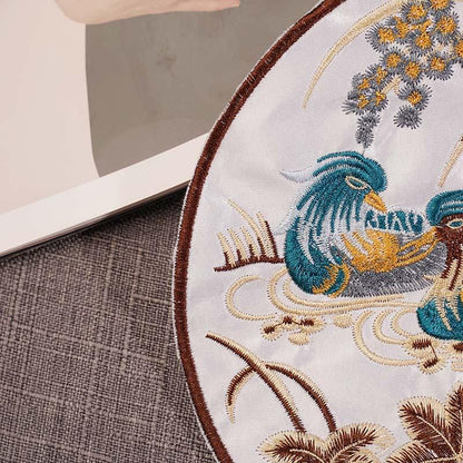 Embroidered Floral Patch: Round Ethnic Style Clothing Decor