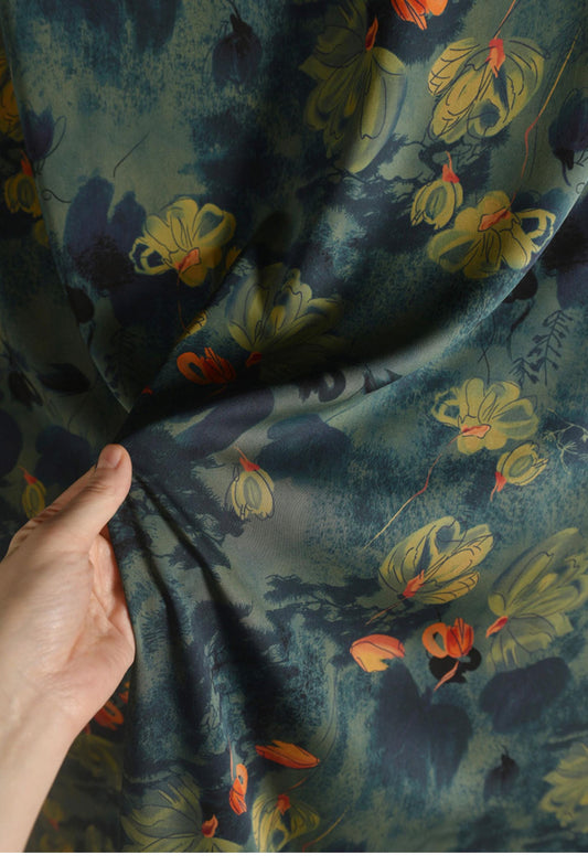 Tissu en coton à motif floral : style peinture à l’encre de Chine, 140 cm de large