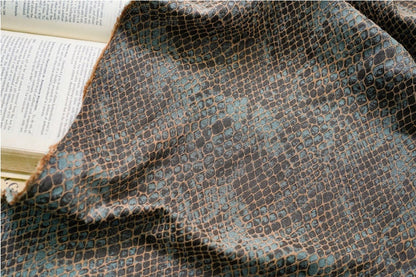 Tissu jacquard 3D à écailles de poisson : polyester de 132 cm de large pour la couture et le matelassage