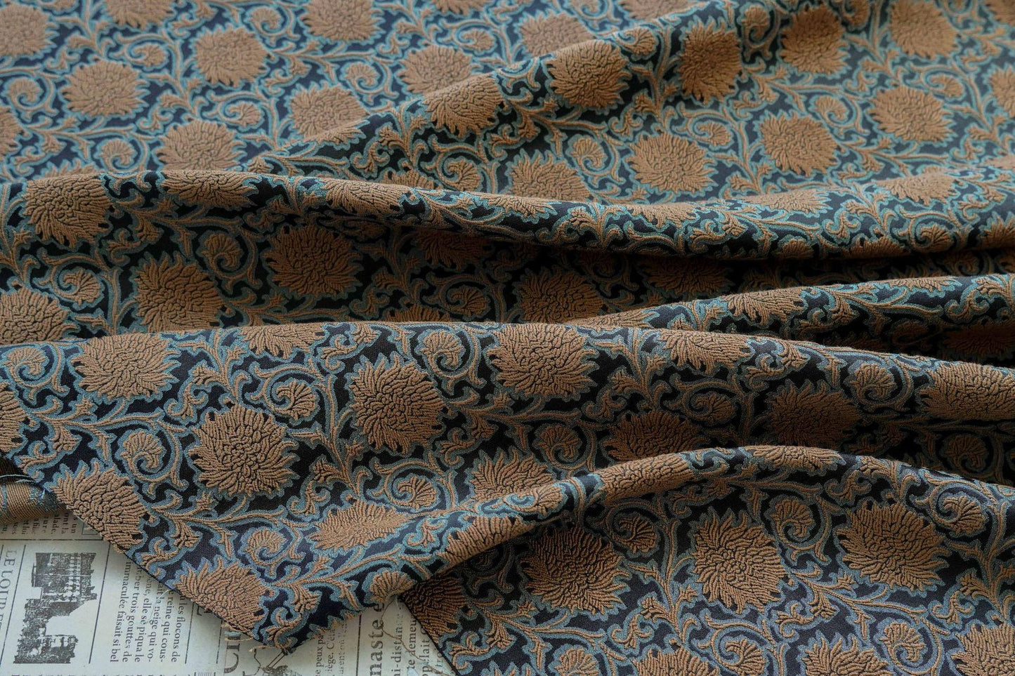 Tissu brocart jacquard gaufré : Tissu pour qipao cheongsam - 140 cm de large