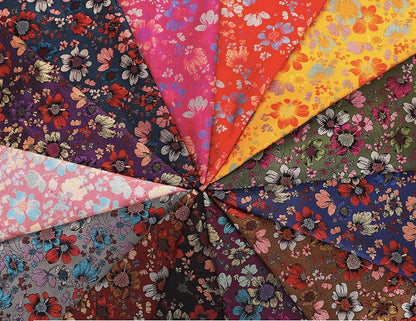 Tissu jacquard à motif floral Marigold : mélange soie-rayonne, 89 cm de large