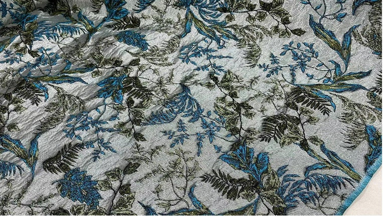 Tissu jacquard à motif de feuilles bleu paon : tissu d’ameublement et de costumes, 145 cm de large