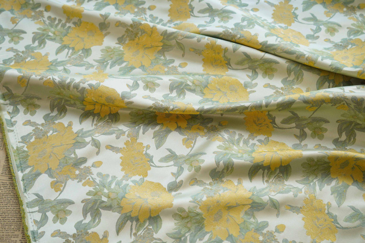 Floral Jacquard Brocade Fabric: 56"W Rayon Cheongsam Qipao Material
