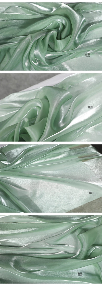 Tissu satiné semi-transparent : matière douce et brillante, 150 cm de large, pour costumes et décoration