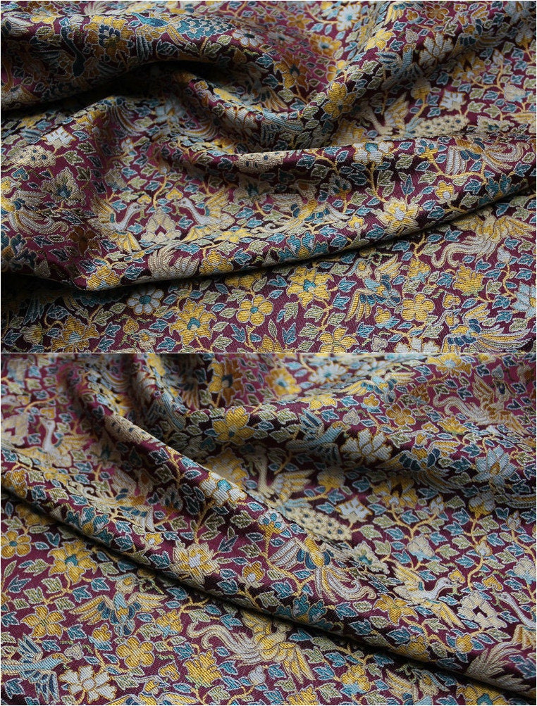 Tissu brocart à motifs floraux et oiseaux : Damas de rayonne de soie chinoise (55 po de largeur)