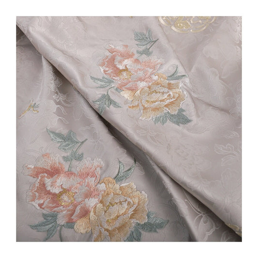 Tissu brodé à motifs floraux en relief : brocart 3D, pour costumes et décoration - 150 cm de large