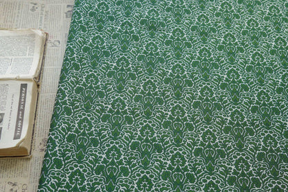 Tissu jacquard tissé à motif floral vert : réversible, pour ameublement, costumes, kimonos - 140 cm de large
