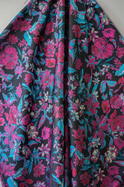 Gold Thread Floral Jacquard Fabric: Vintage Palace Designer Material