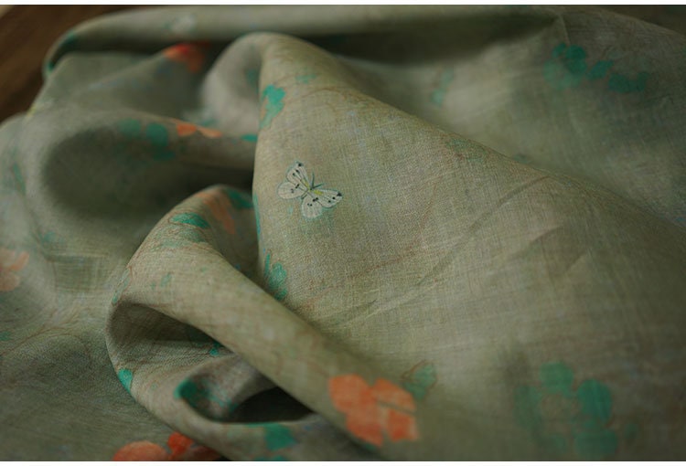 Rose Pattern Ramie Fabric: Soft Clothing & Home Textile (55"W)