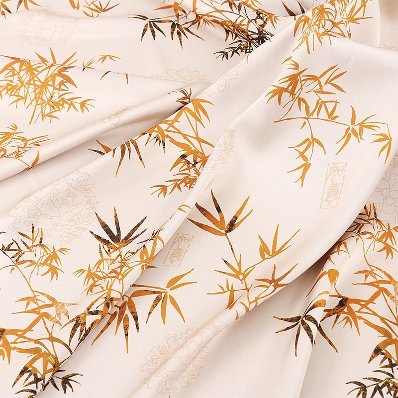 Tissu satin de soie Tea : imprimé bambou, 150 cm de large