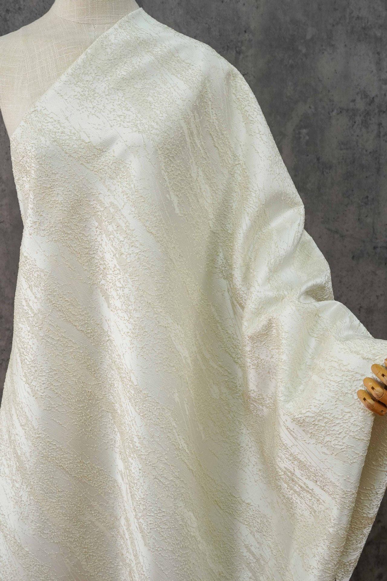 Irregular Textured Jacquard Fabric ��� 3D Granule Surface ��� Vintage Style Upholstery & Sewing "Wide