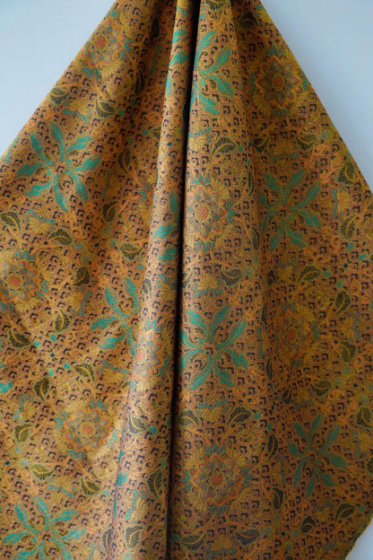 Tissu jacquard damassé tibétain : décoration bouddhiste, costumes, ameublement