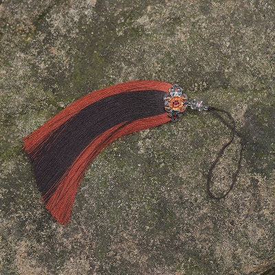 Handmade Two-Color Rayon Tassel: Antique Decor Pendant (16.5cm)